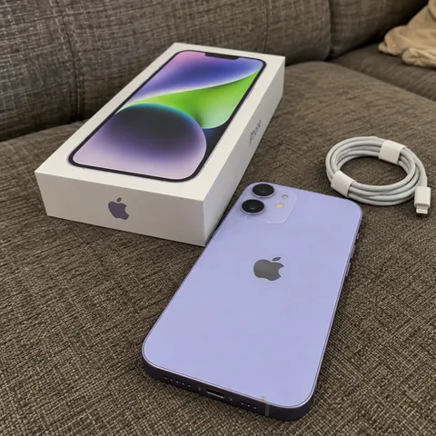 Foto do produto iPhone 14 de 128 GB roxo disponível para troca no Unitrocas