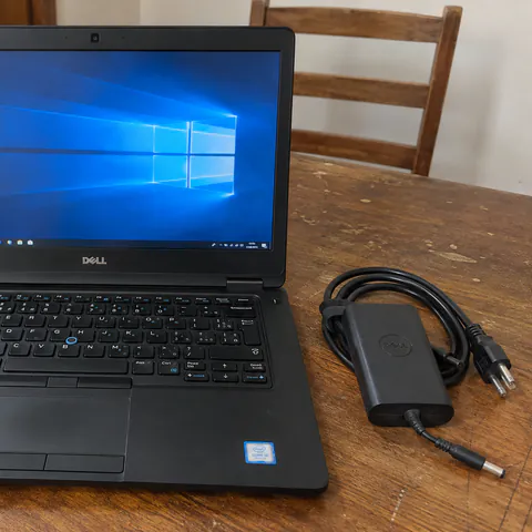 Foto do produto Notebook Dell Latitude 5490 disponível para troca no Unitrocas