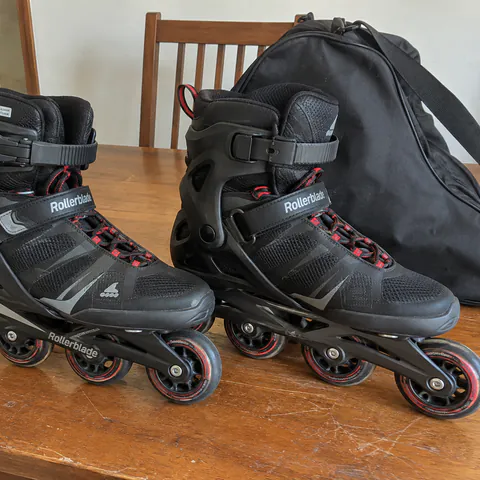Foto do produto Patins Rollerblade Zetrablade, tamanho 40 disponível para troca no Unitrocas