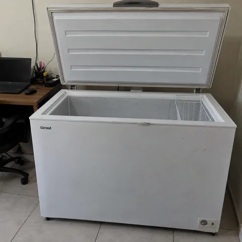 Foto do produto Freezer horizontal Consul CHB31 disponível para troca no Unitrocas