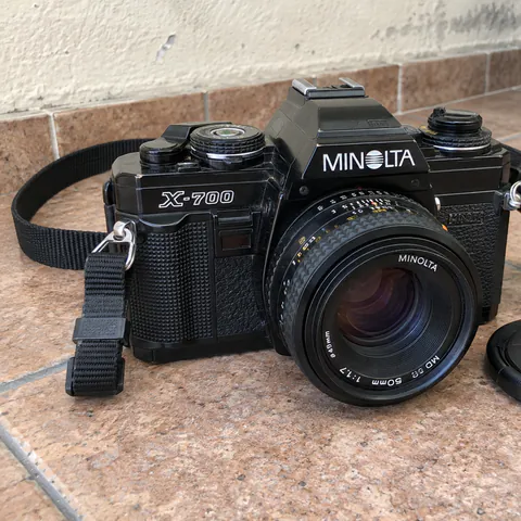 Foto do produto Câmera analógica Minolta X-700 com lente 50 mm disponível para troca no Unitrocas