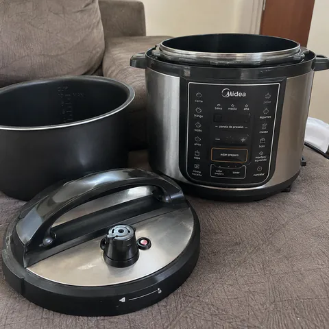 Foto do produto Panela de pressão elétrica Midea de 6 litros disponível para troca no Unitrocas