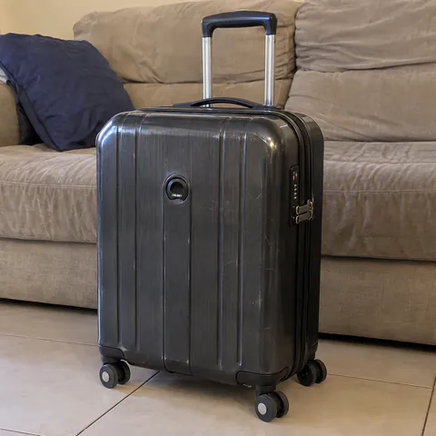 Foto do produto Mala Delsey Helium Aero de cabine disponível para troca no Unitrocas
