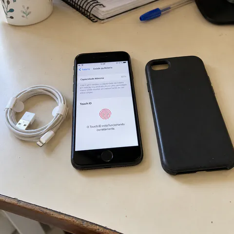 Foto do produto iPhone SE de 3ª geração, 128 GB disponível para troca no Unitrocas