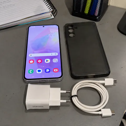 Foto do produto Samsung Galaxy A35 de 128 GB disponível para troca no Unitrocas