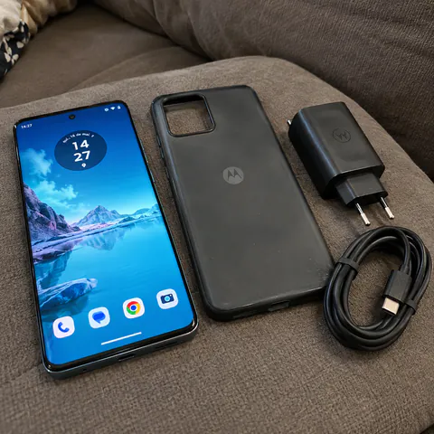 Foto do produto Motorola Edge 40 Neo de 256 GB disponível para troca no Unitrocas