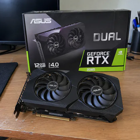 Foto do produto Placa de vídeo ASUS Dual RTX 3060 de 12 GB disponível para troca no Unitrocas